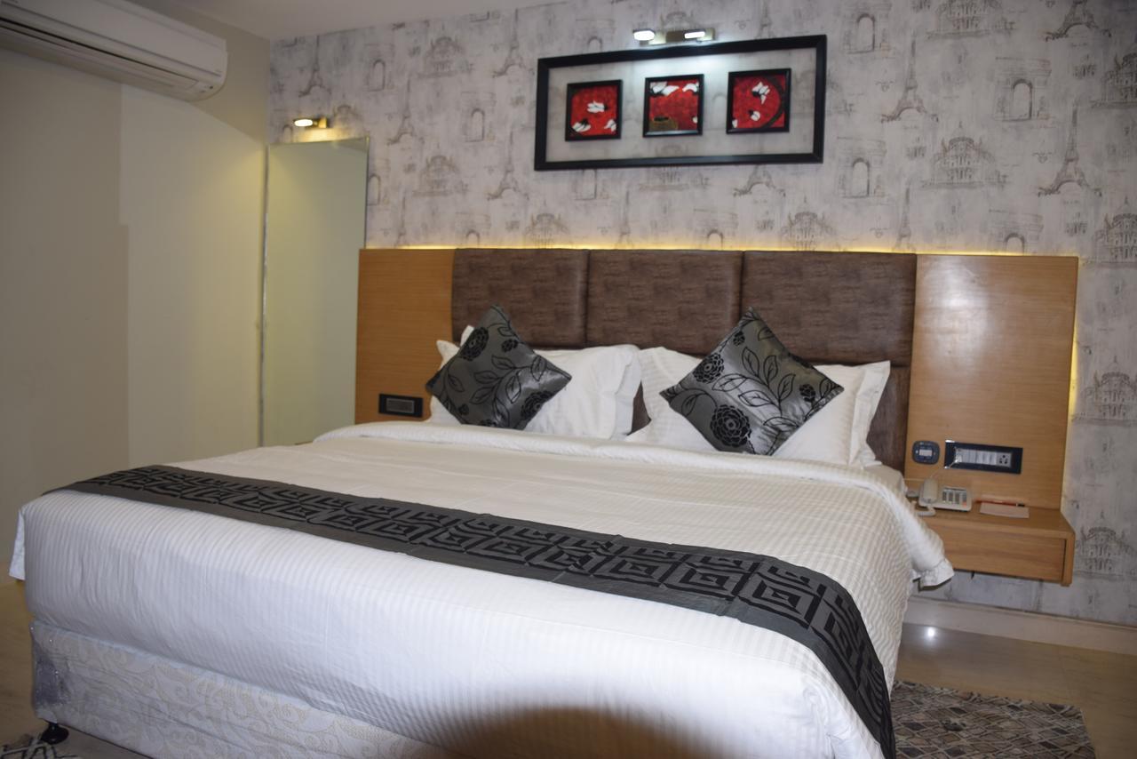 Golden Tree Hotel Puri Bagian luar foto